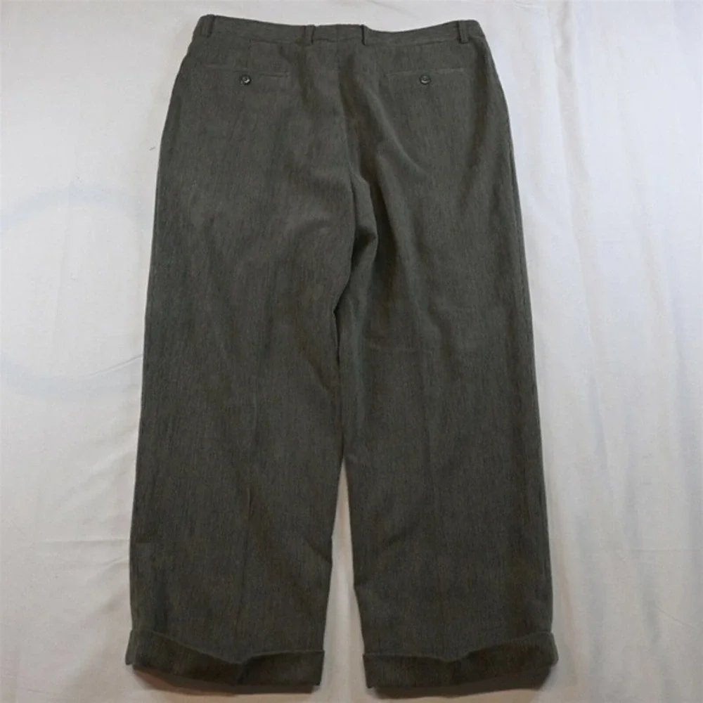 St. Croix 36 x 27 Gray Corduroy Pleated Cuffed Dress Pants‎
